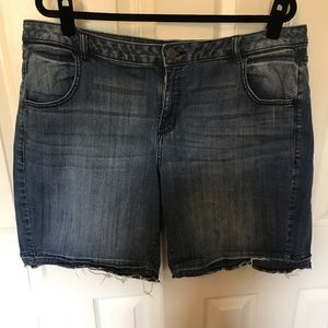 Bermuda Jean Shorts